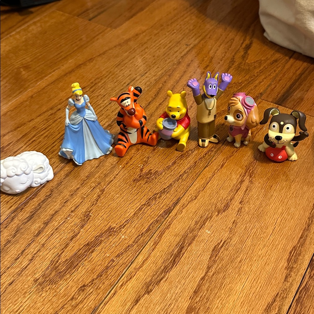 Pack of 7 Tonies! Price is for all 7